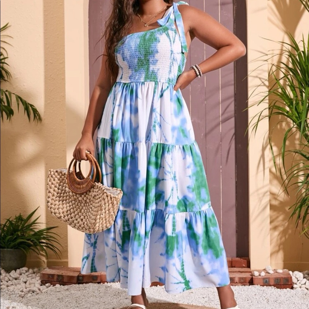 Boho Plus Size Tie Dye Print One Shoulder Maxi Dress - Picture 3 of 4